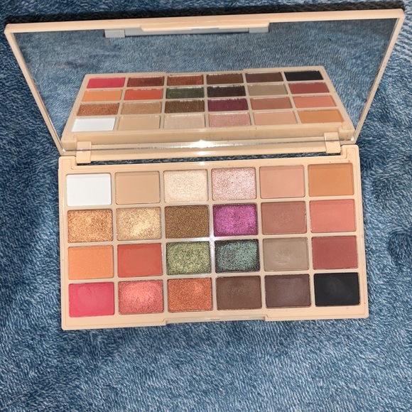 Drugstore palette bundle - Picture 2 of 16